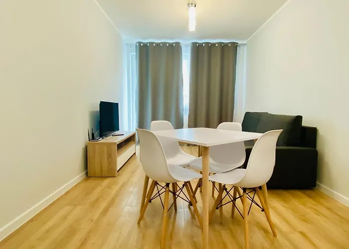 Apartment Insat IV